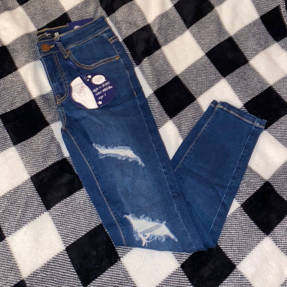 Brand: Blue age Denim Collection; Size: 1/25; Color: Basic Denim